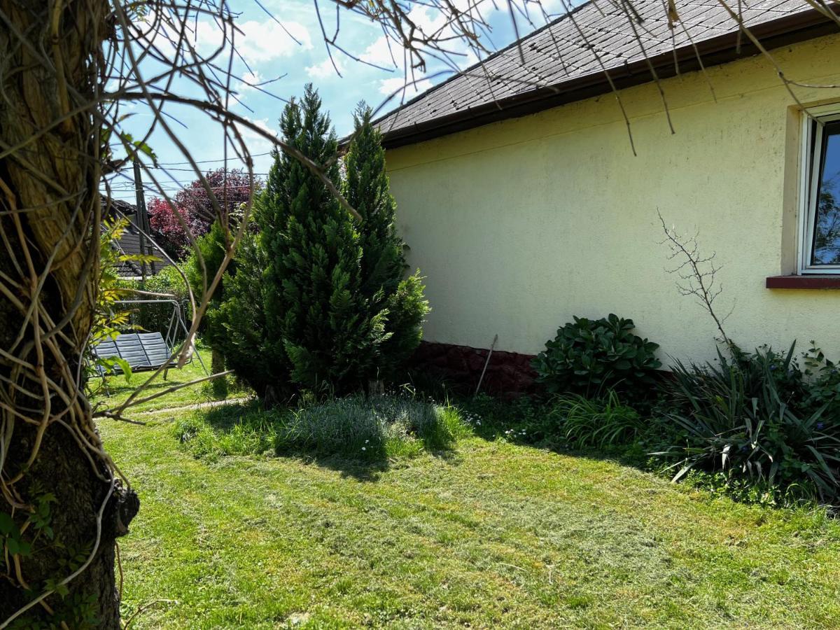 Csodakertes Kishaz Balatonfuzfon Villa Luaran gambar