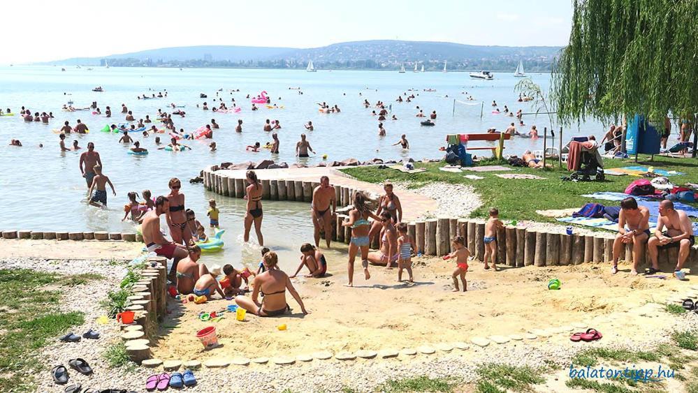 Csodakertes Kishaz Balatonfuzfon Villa Luaran gambar